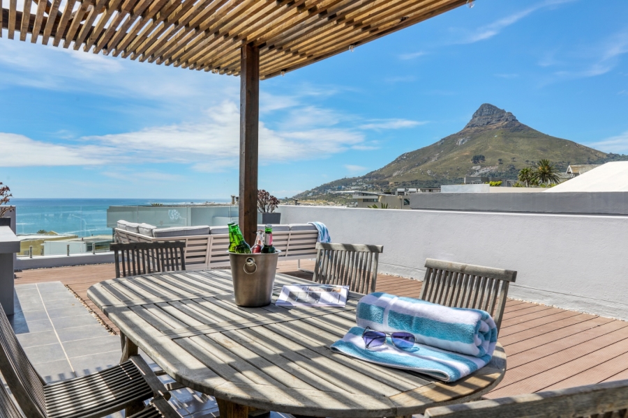 To Let 6 Bedroom Property for Rent in Camps Bay Western Cape